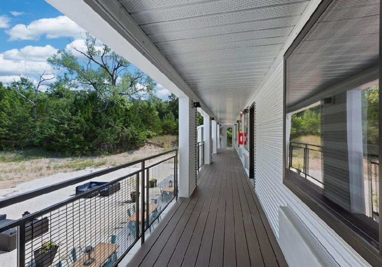 Family Suite With Private Kitchenette Pacific Exterior photo